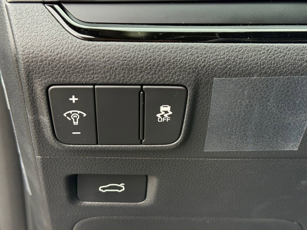 New 2026 Kia K5 EX image 22