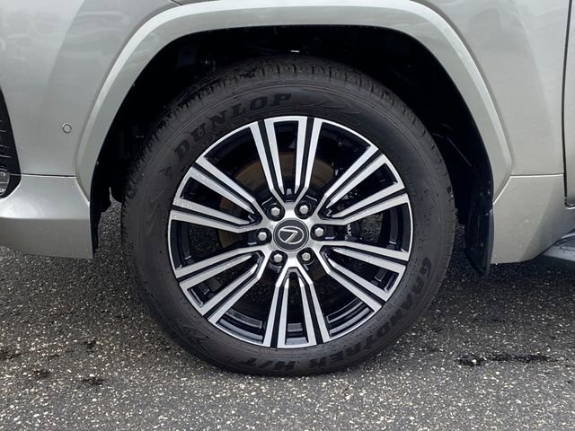 New 2025 Lexus LX 700h Luxury w/ Accessory Package (Z1) image 8