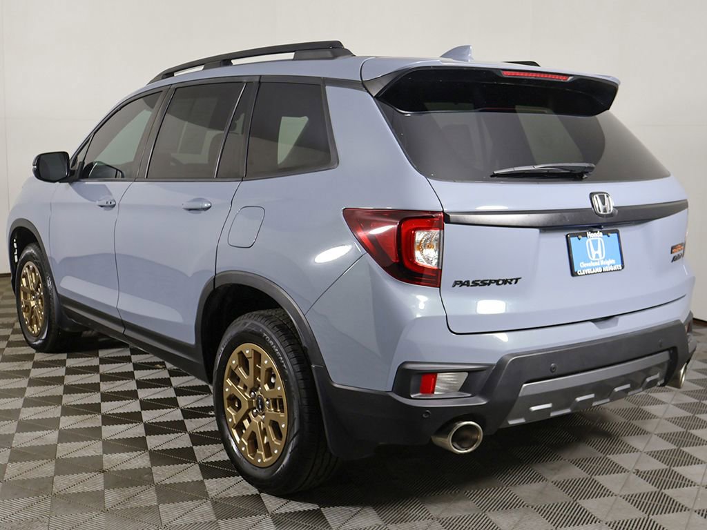 Used 2023 Honda Passport TrailSport image 11