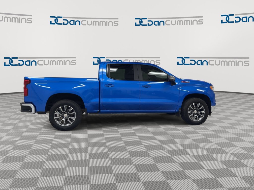 Used 2025 Chevrolet Silverado 1500 LT AWD/4WD image 9