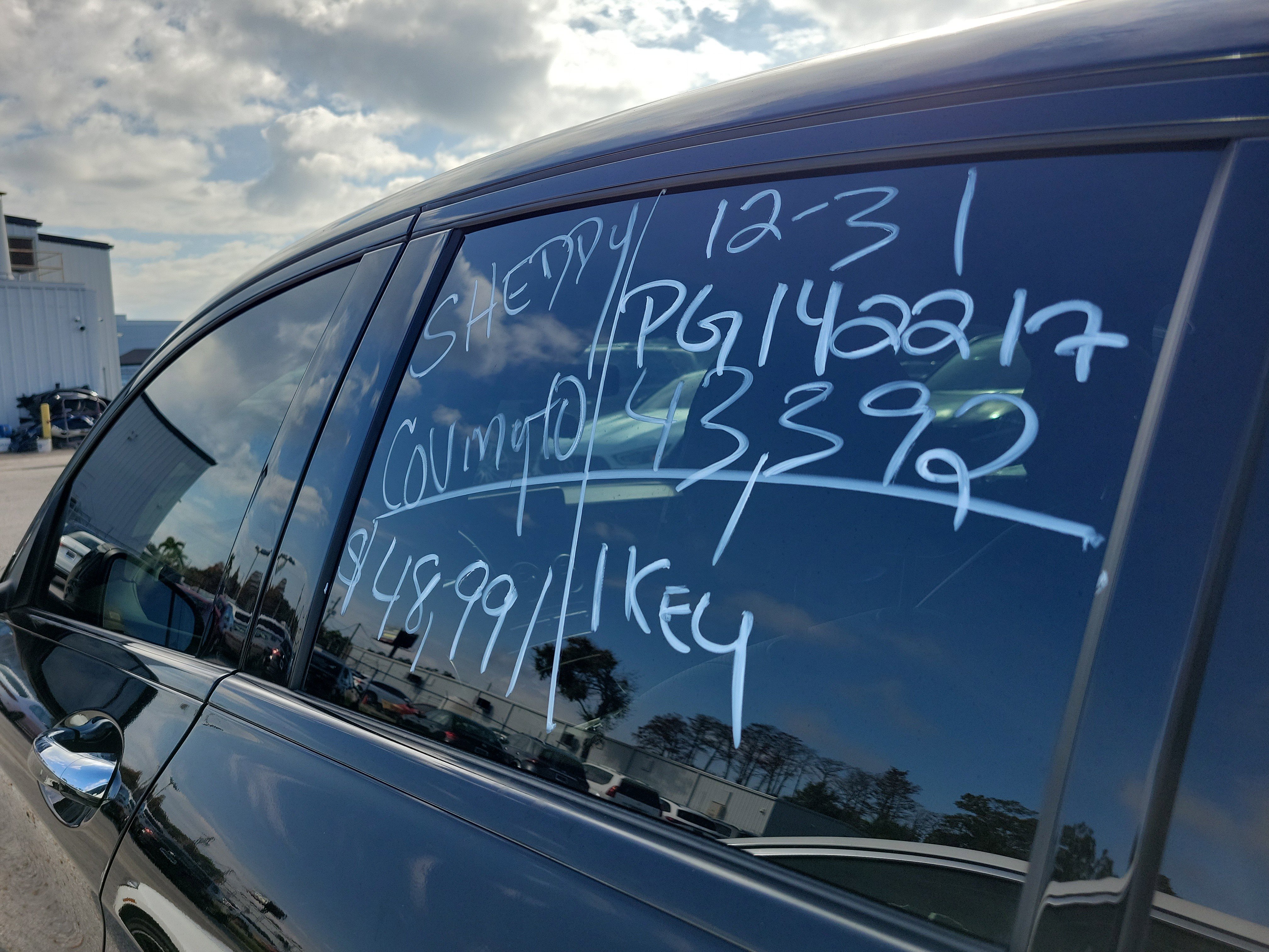 Used 2023 Mercedes-Benz GLC 300 4MATIC Coupe image 6