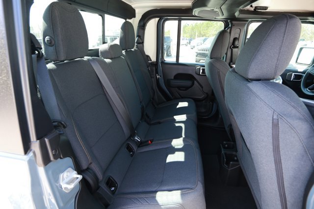 New 2026 Jeep Gladiator Sport image 27