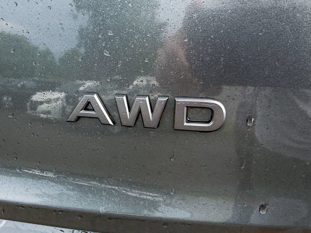 Certified 2025 Nissan Rogue SV AWD/4WD image 7