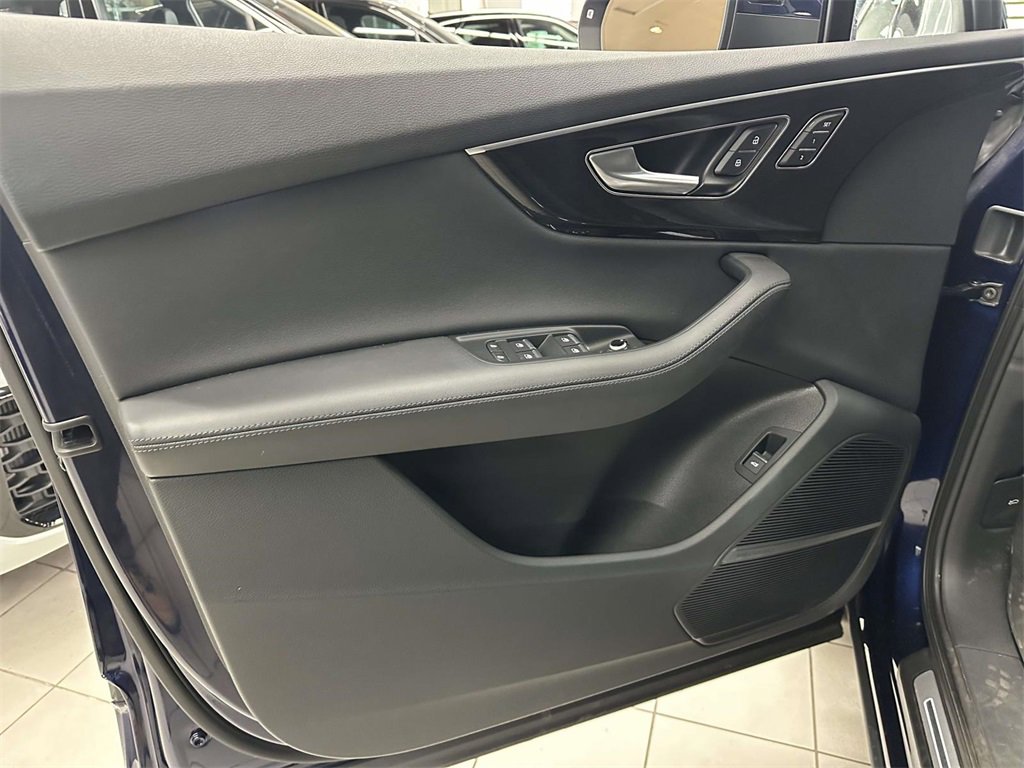 Used 2023 Audi Q7 3.0T Premium Plus w/ Premium Plus Package image 15