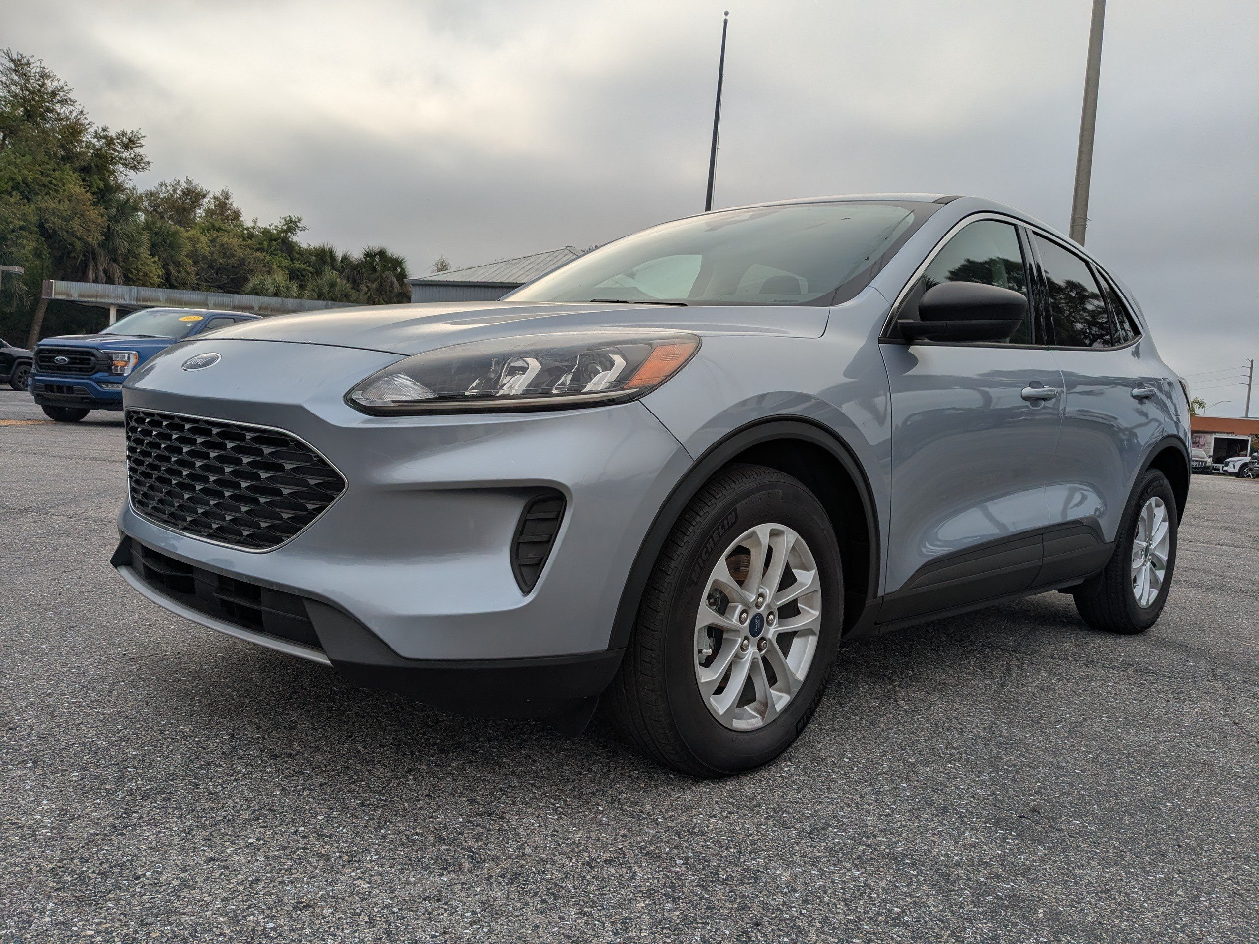 Used 2022 Ford Escape SE FWD image 8