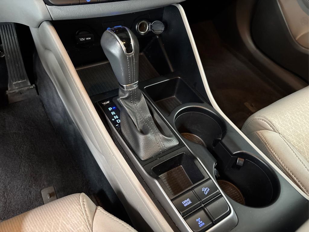 Used 2017 Hyundai Tucson Sport image 38