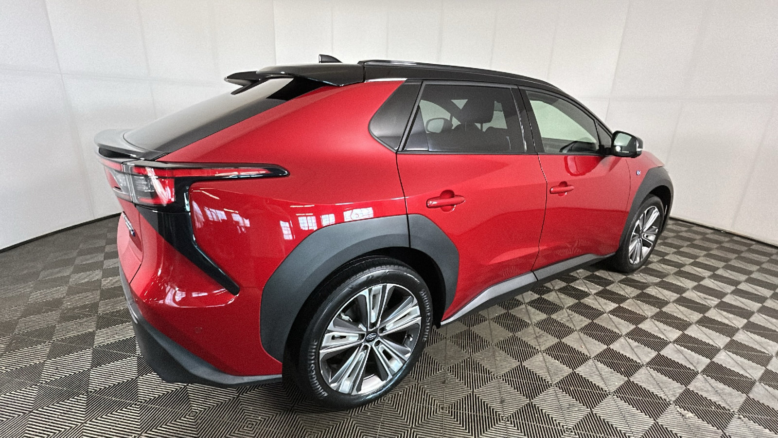 Used 2023 Subaru Solterra AWD image 3