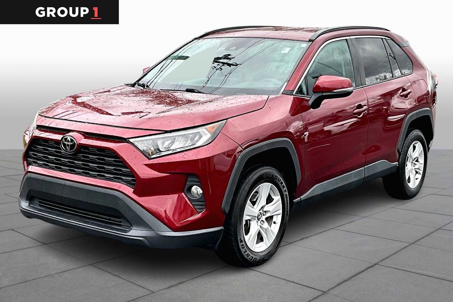 Used 2020 Toyota RAV4 XLE image 1