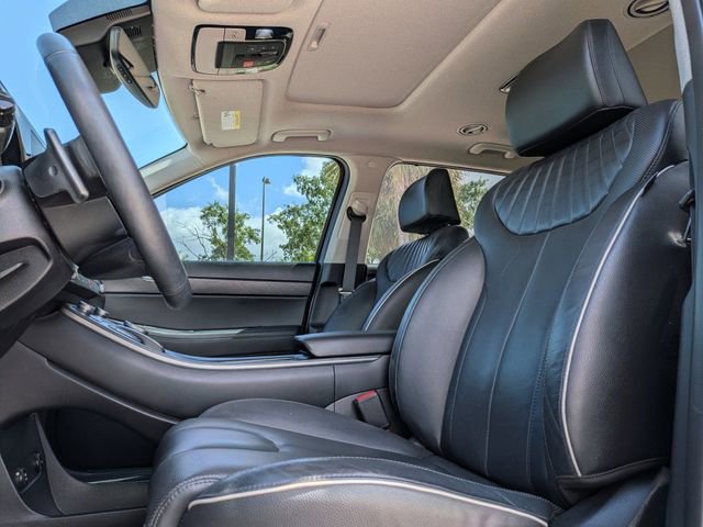 Used 2023 Hyundai Palisade Limited FWD image 13