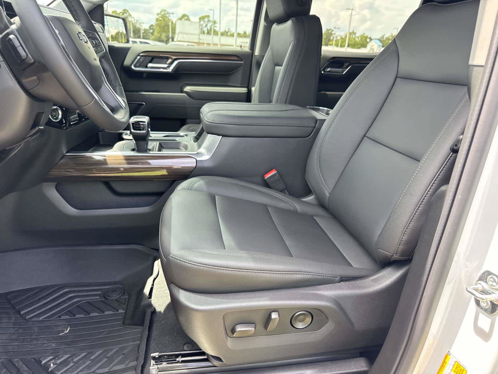 New 2026 Chevrolet Silverado 1500 LT Trail Boss w/ LT Trail Boss Premium Package AWD/4WD image 11