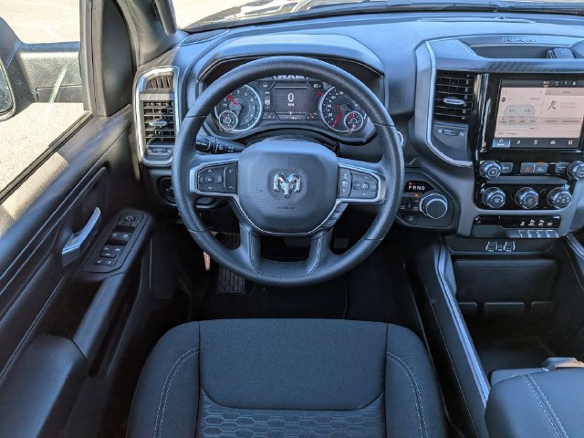 New 2026 RAM 1500 Express AWD/4WD image 13