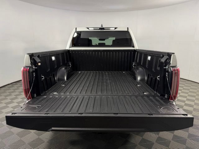 Used 2025 Toyota Tundra Platinum AWD/4WD image 26