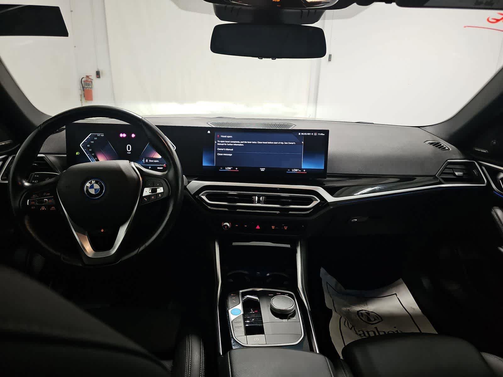 Used 2023 BMW i4 eDrive40 RWD image 7