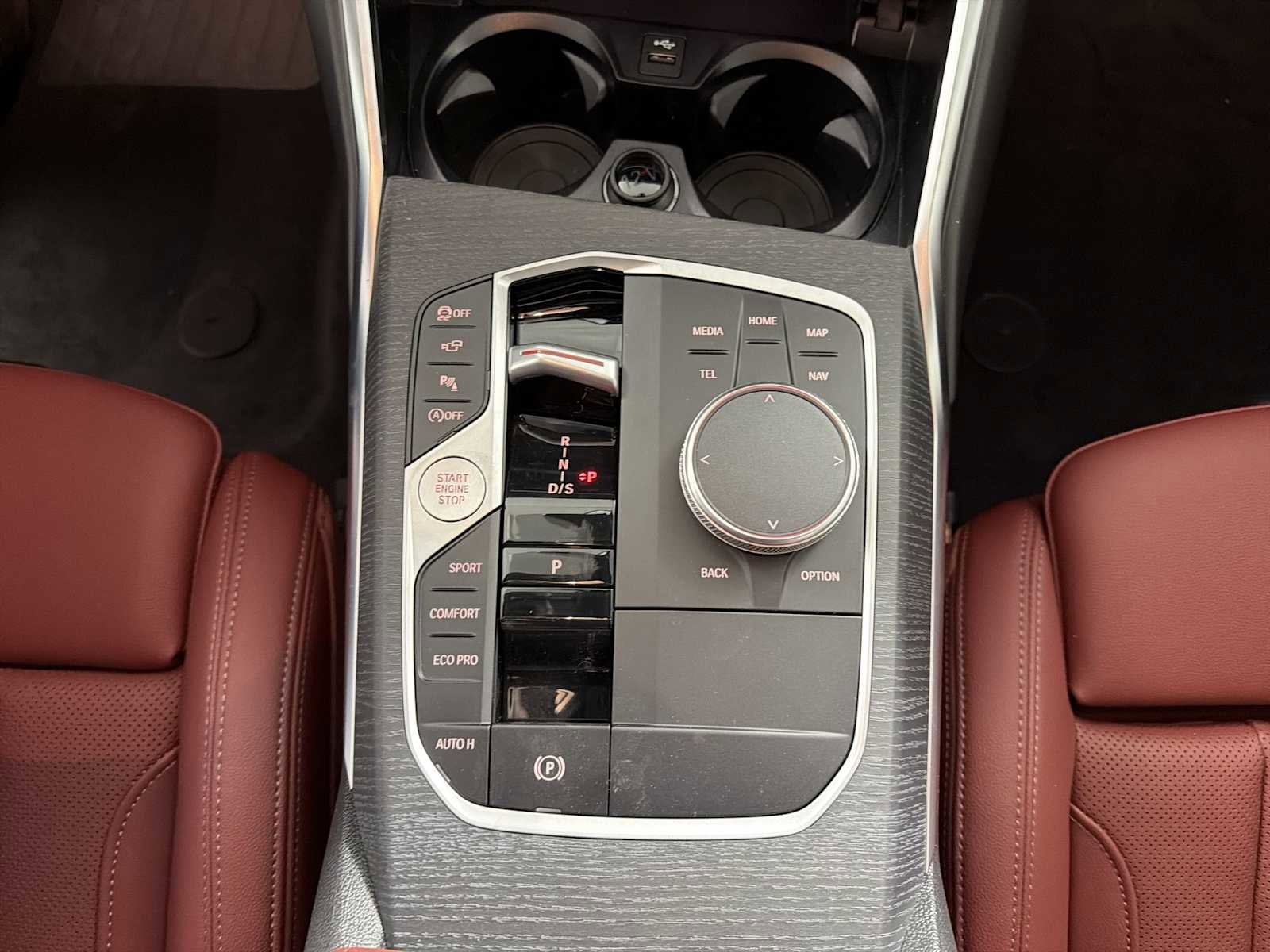 New 2026 BMW 330i xDrive Sedan w/ Convenience Package image 17