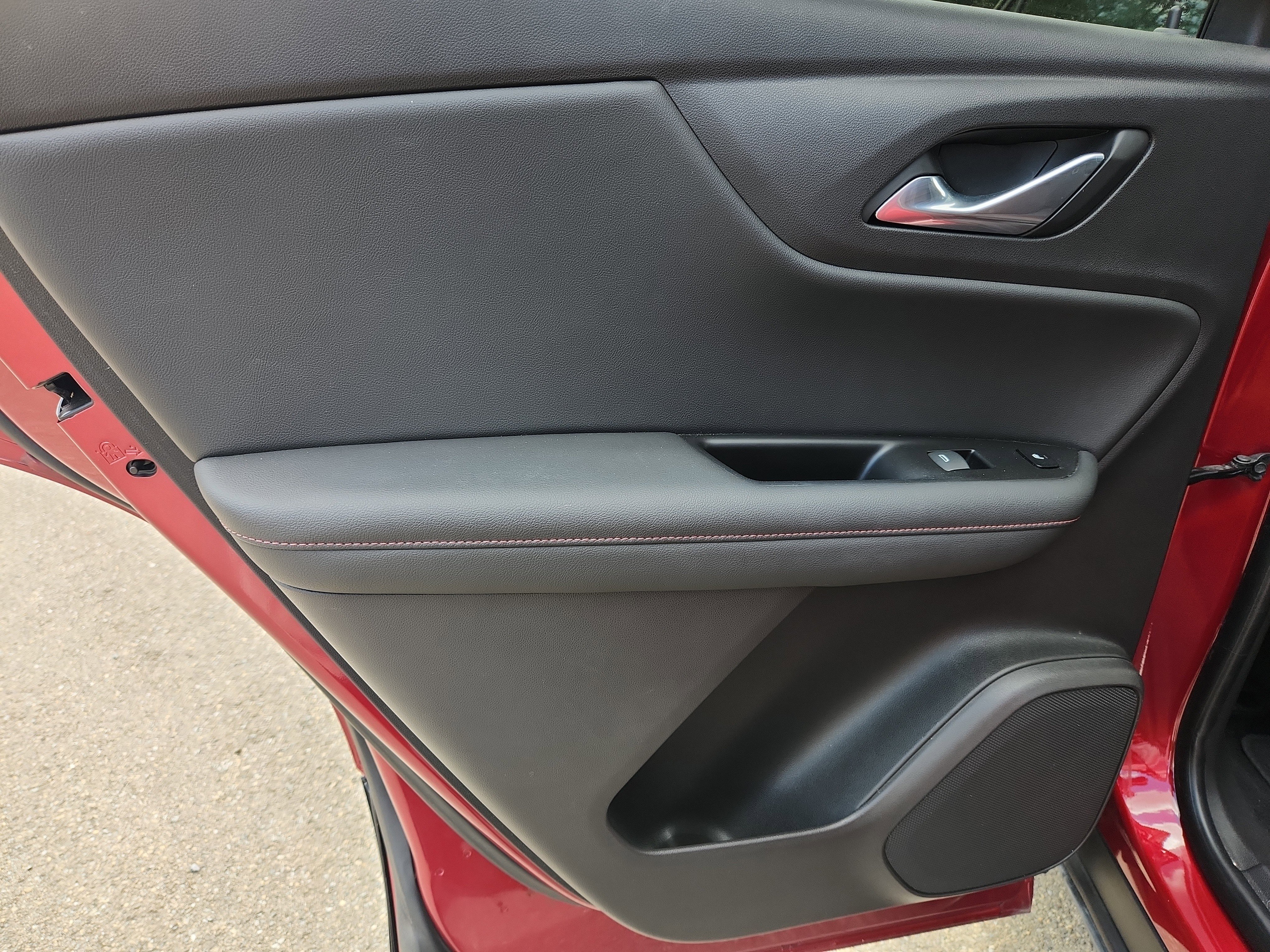 Used 2019 Chevrolet Blazer RS FWD image 44