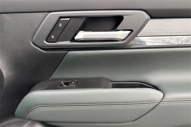 New 2026 GMC Terrain AT4 w/ Convenience Package III image 20