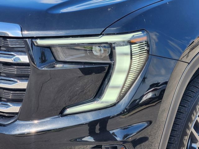 Used 2025 GMC Acadia Elevation FWD image 6