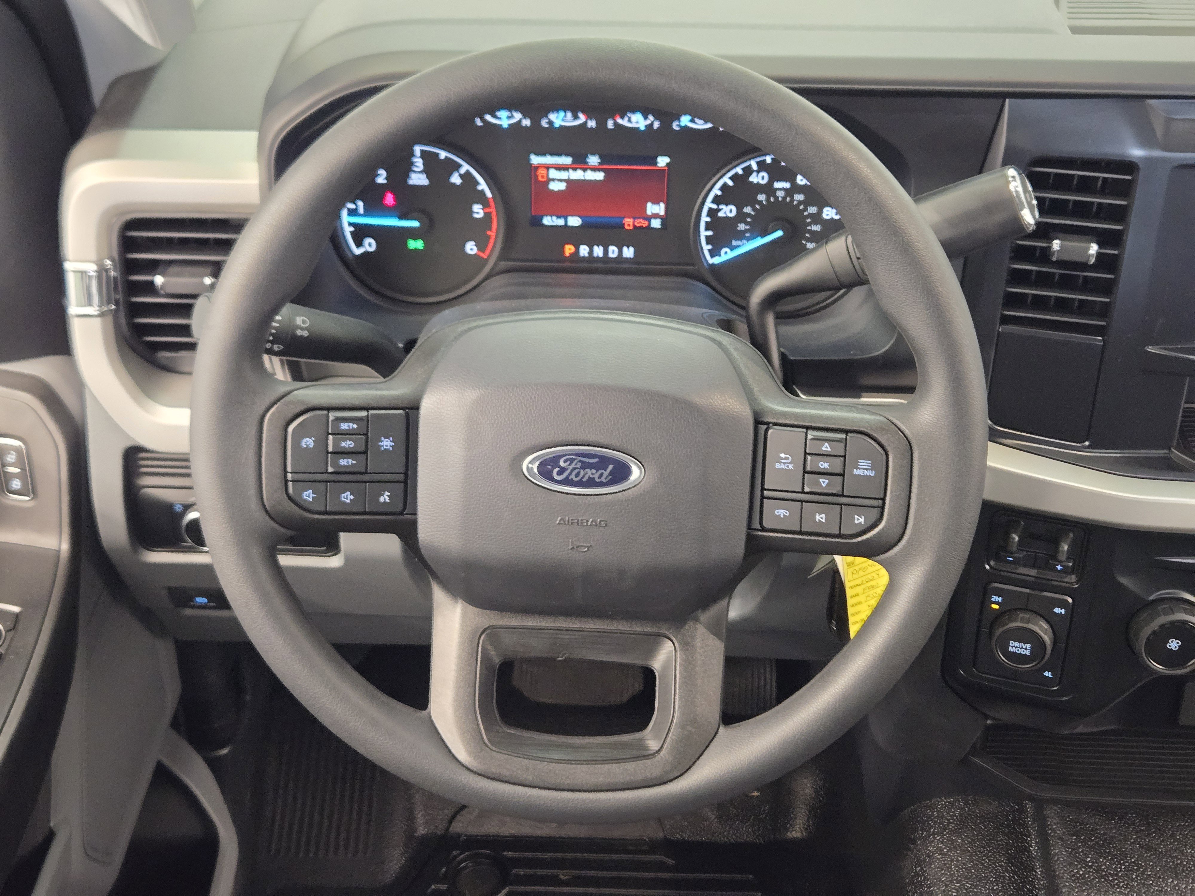 Used 2024 Ford F550 4x4 SuperCab Super Duty image 23