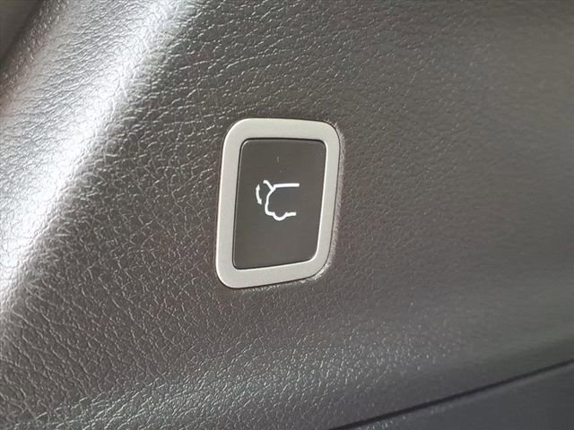 New 2026 Chrysler Pacifica Limited w/ S Appearance Package image 14