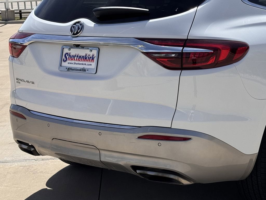 Used 2021 Buick Enclave Premium w/ Sun and Sites Package AWD/4WD image 6