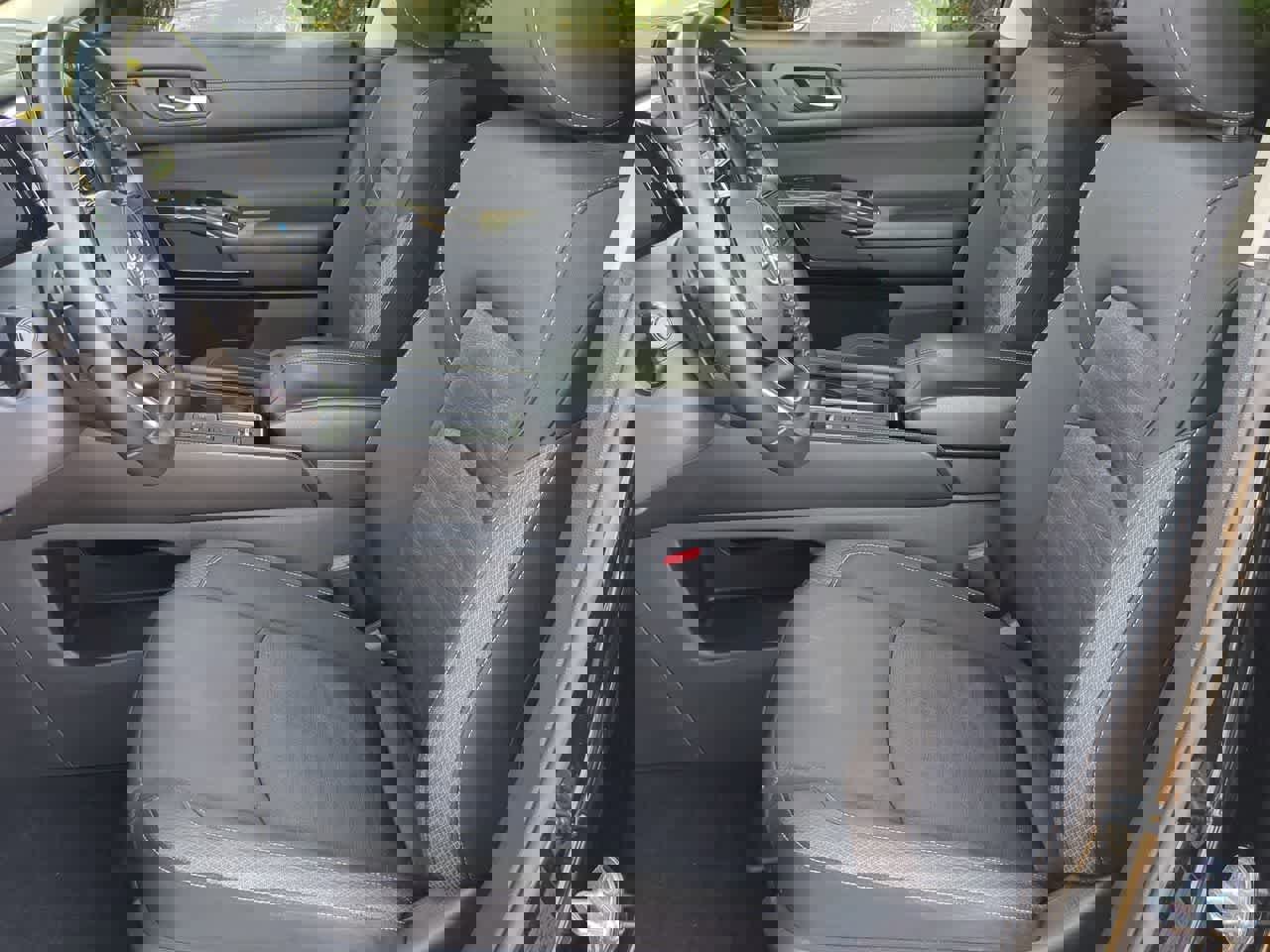 Used 2022 Nissan Pathfinder SV w/ SV Black Package image 16