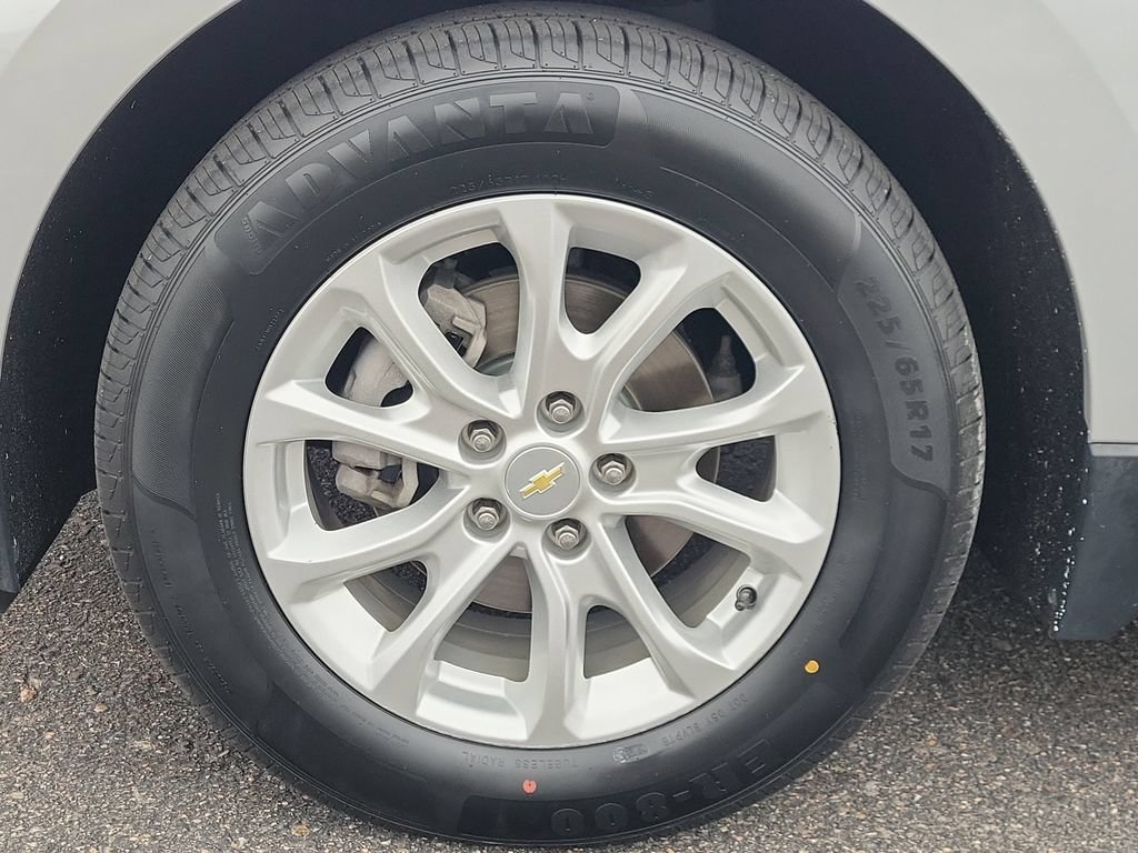 Used 2019 Chevrolet Equinox LS FWD image 17