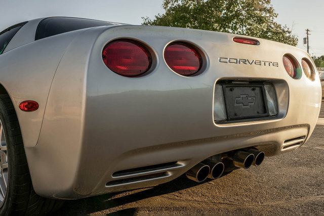 Used 2004 Chevrolet Corvette Z06 w/ Memory Package RWD image 41