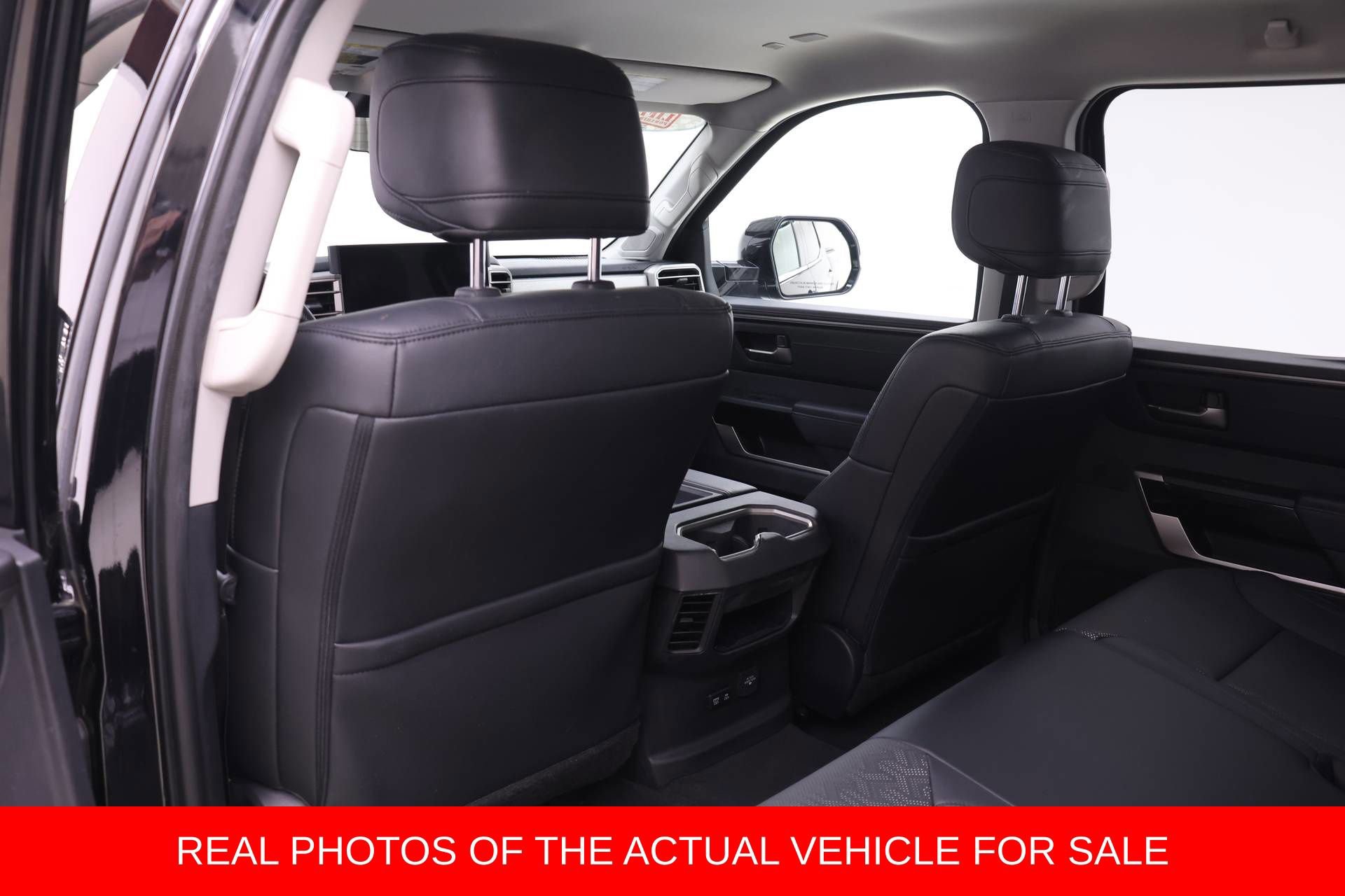 Used 2023 Toyota Tundra Limited AWD/4WD image 11