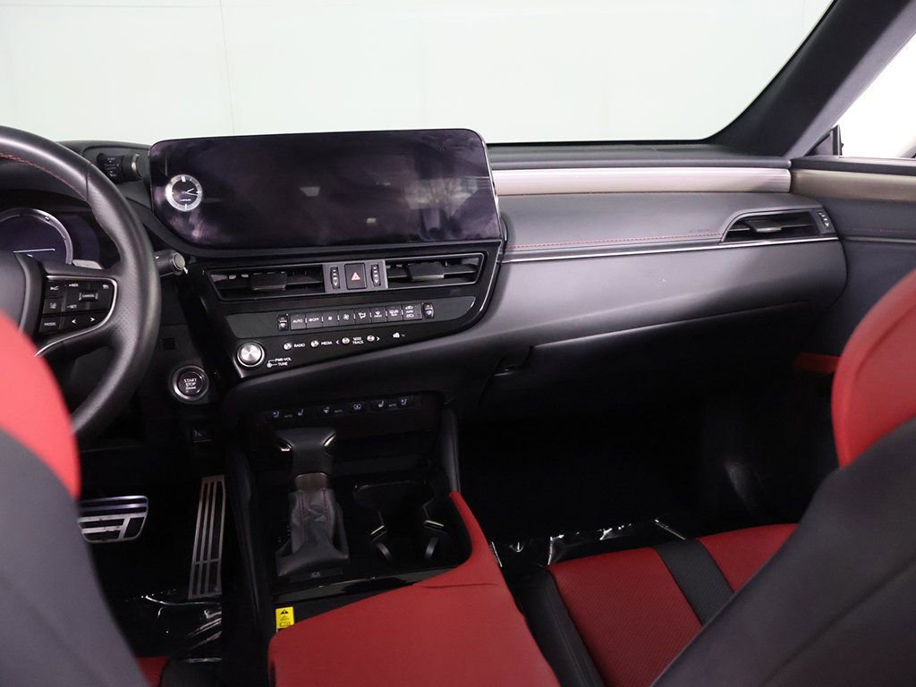 Used 2024 Lexus ES 350 F Sport w/ Technology Package image 45