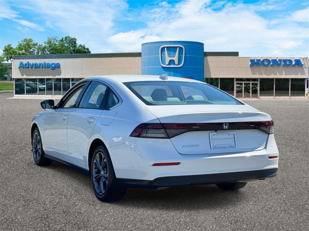 Certified 2023 Honda Accord EX image 5