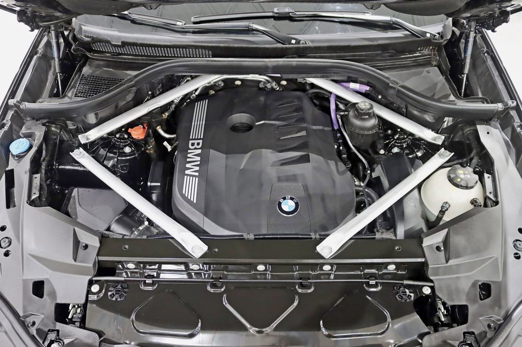 Used 2024 BMW X5 xDrive40i w/ M Sport Package image 43