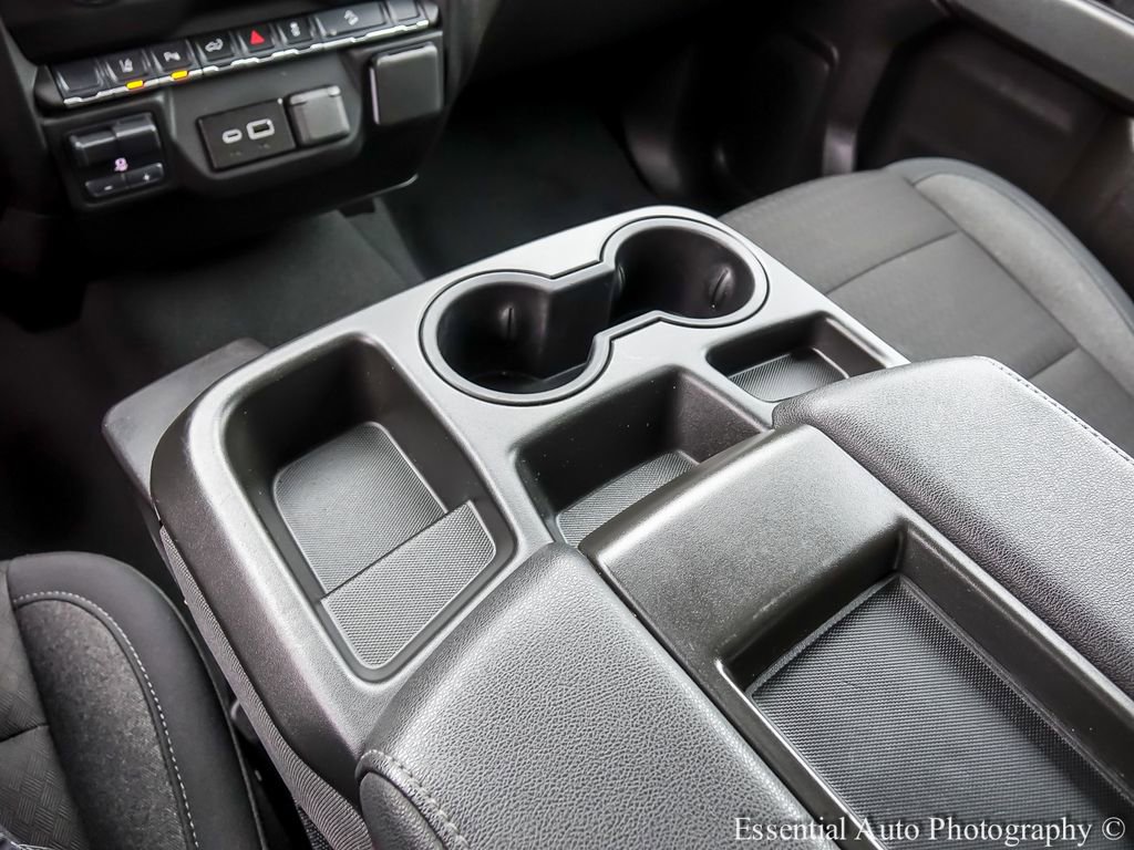 Used 2025 Chevrolet Silverado 2500 Custom w/ Custom Value Package AWD/4WD image 18