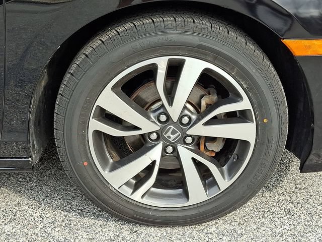 Used 2023 Honda Odyssey Touring image 11