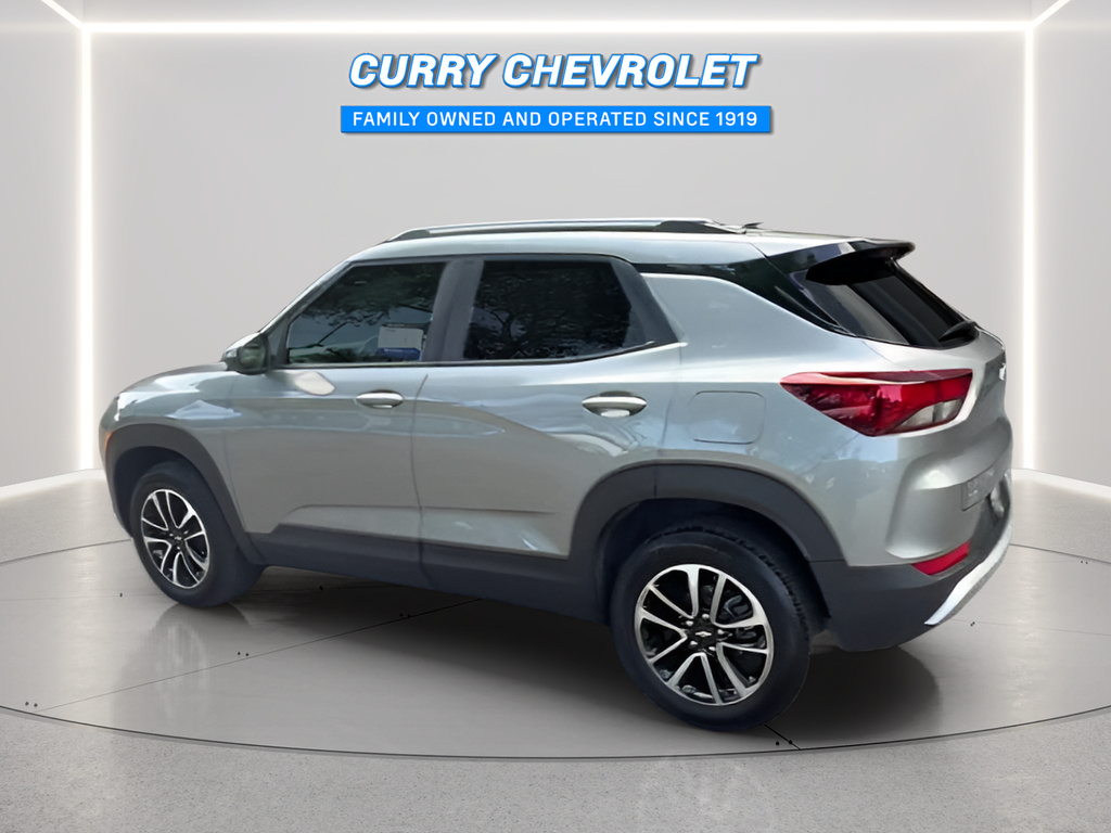 Used 2024 Chevrolet TrailBlazer LT AWD/4WD image 12