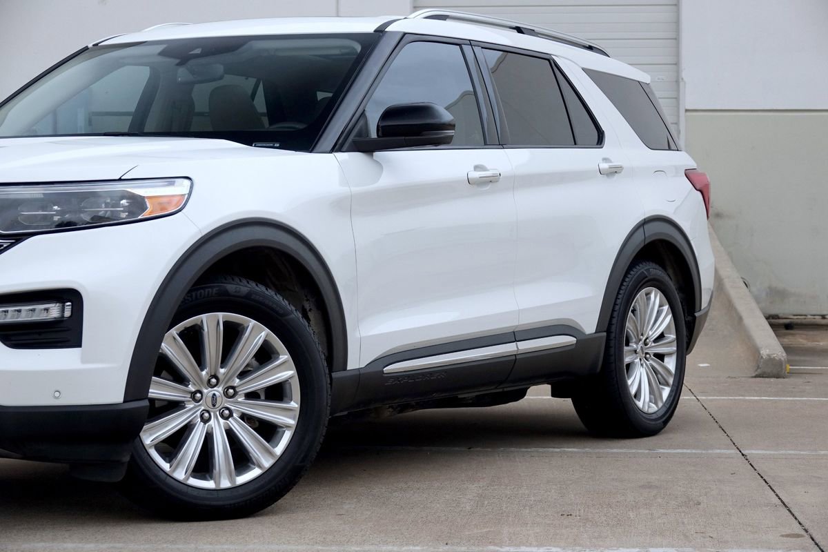 Used 2020 Ford Explorer Limited w/ Class III Trailer Tow Package RWD image 23