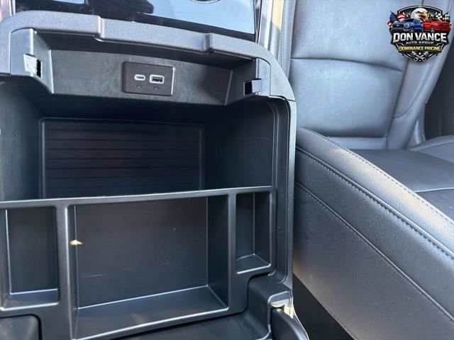 Used 2025 Chevrolet Suburban Z71 image 20