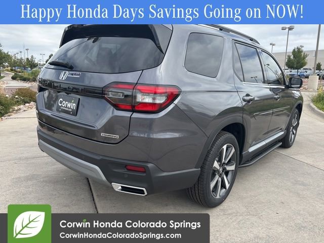 New 2025 Honda Pilot Touring image 11