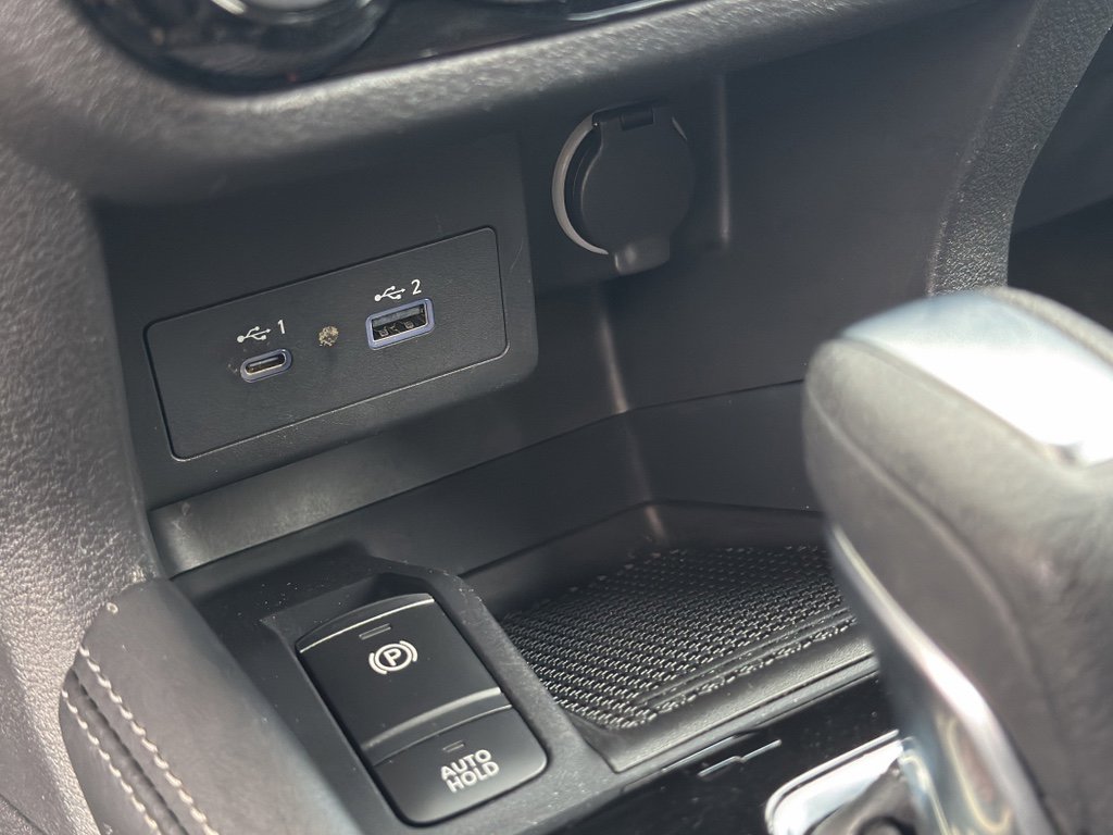 Certified 2023 Nissan Kicks SR image 26