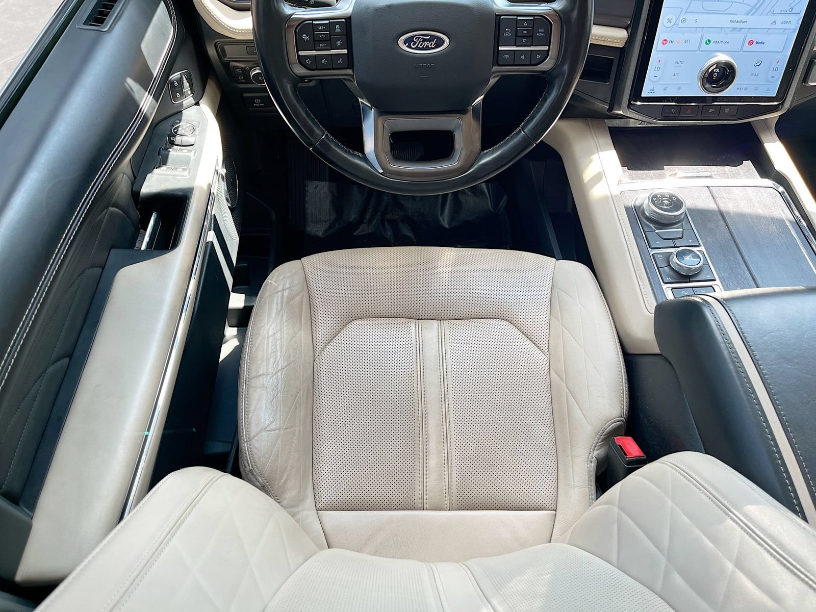 Used 2022 Ford Expedition Platinum AWD/4WD image 23