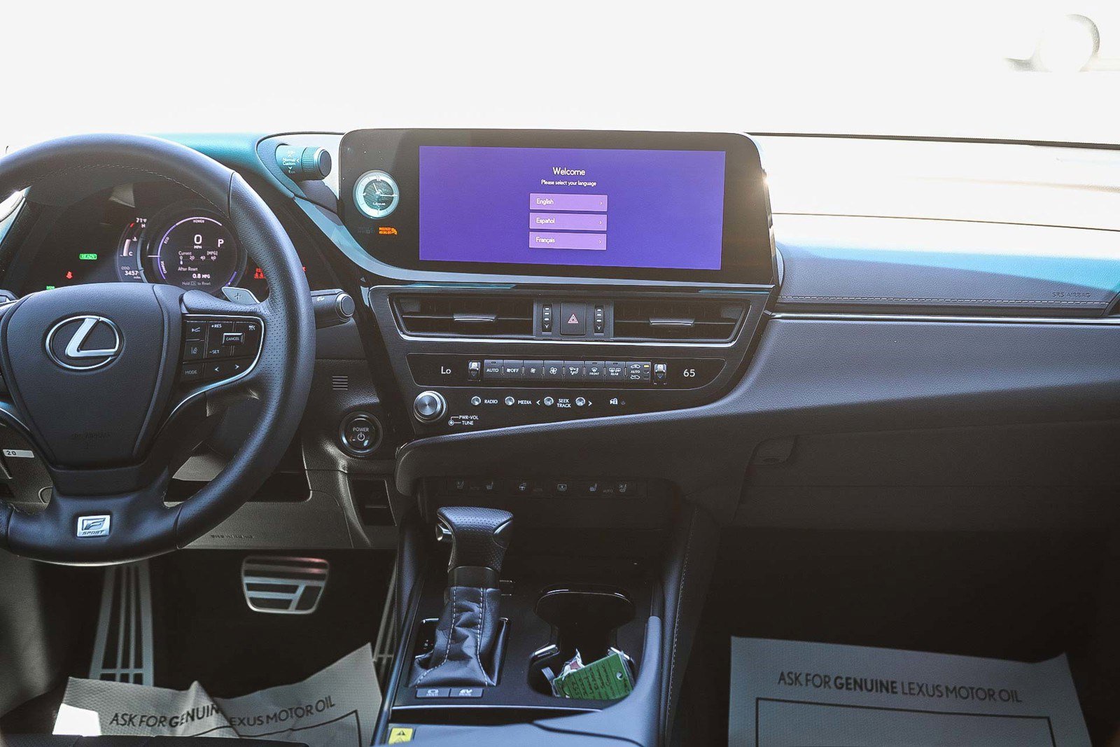 Used 2024 Lexus ES 300h F Sport w/ Accessory Package (Z2) FWD image 13