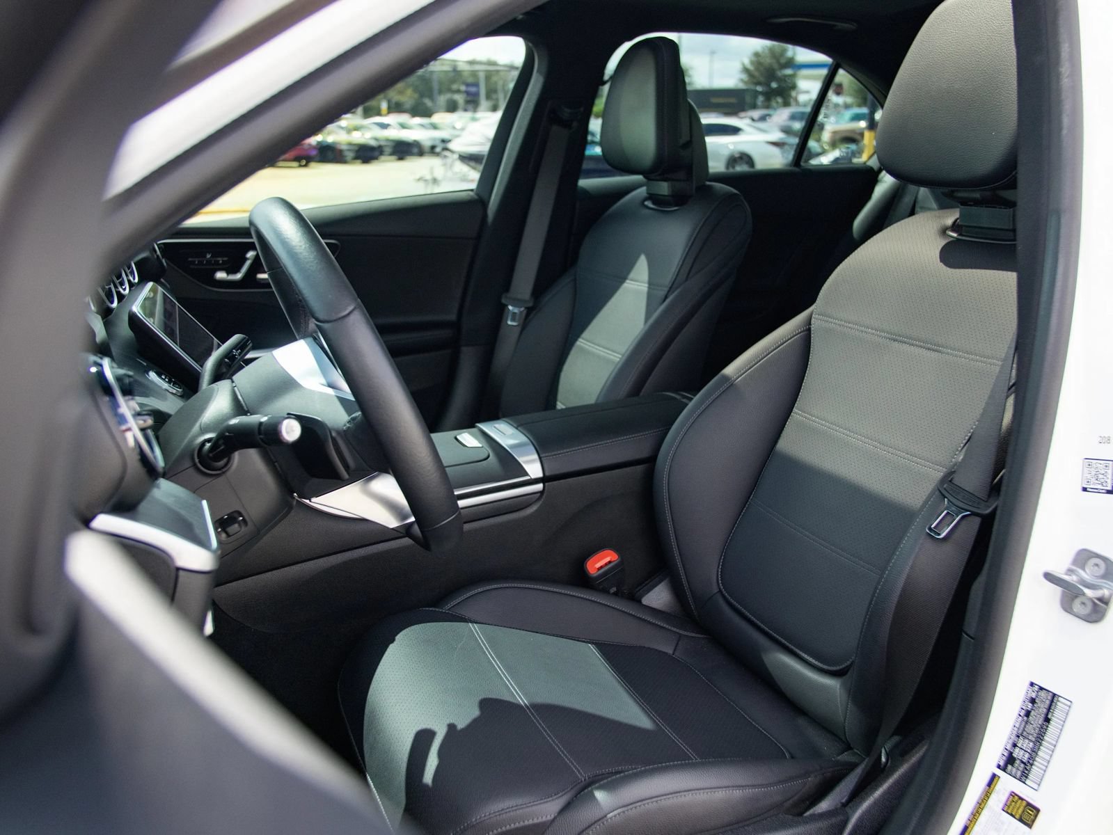 Used 2024 Mercedes-Benz C 300 Sedan image 18