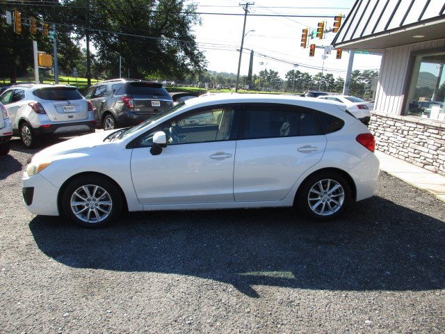 Used 2013 Subaru Impreza 2.0i Premium w/ All-Weather Pkg AWD/4WD image 5