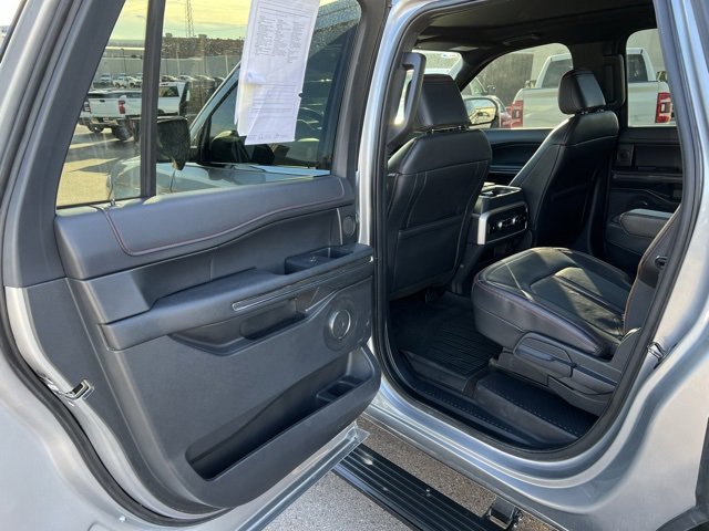 Used 2023 Ford Expedition Max Limited image 30