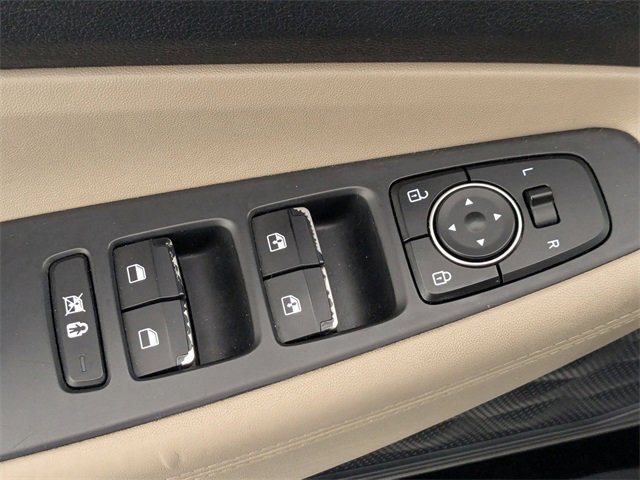 Used 2020 Hyundai Santa Fe SEL image 11