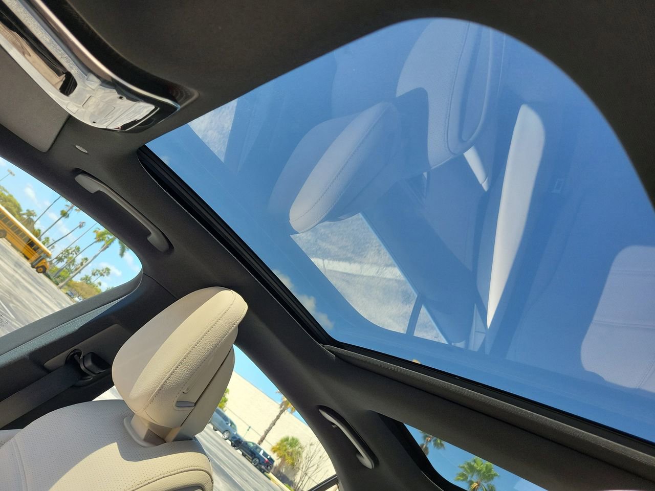 Used 2022 Mercedes-Benz C 300 Sedan image 24