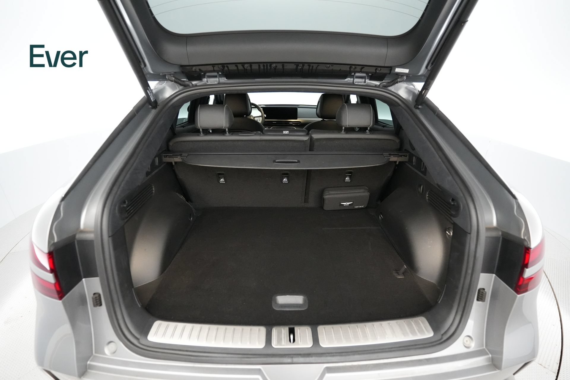 Used 2023 Genesis GV60 Performance AWD/4WD image 8
