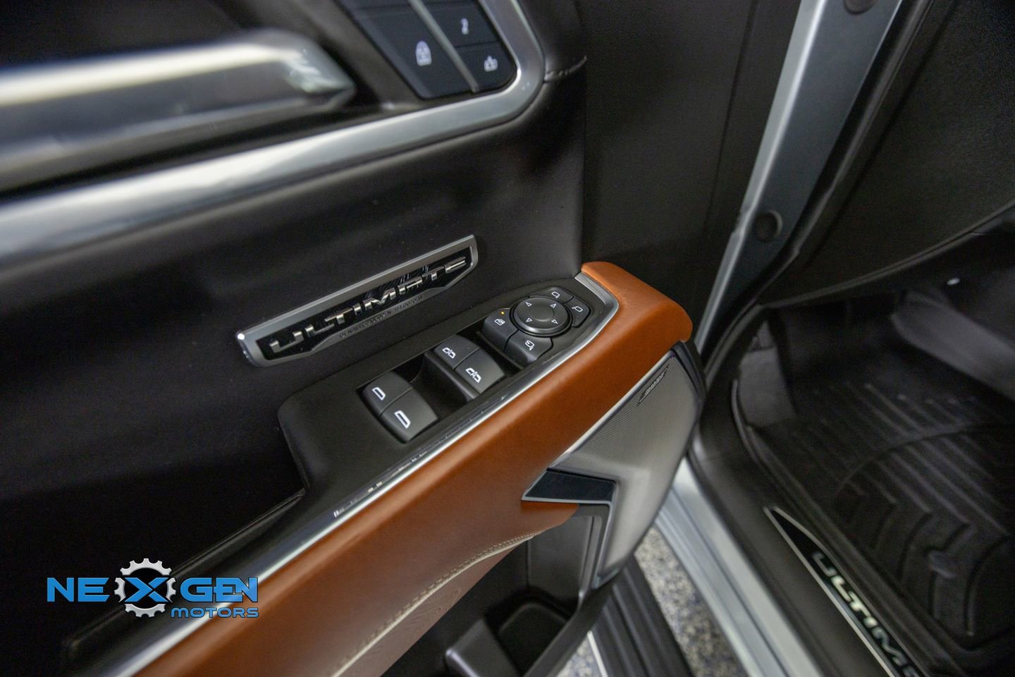 Used 2024 GMC Sierra 1500 Denali Ultimate AWD/4WD image 12