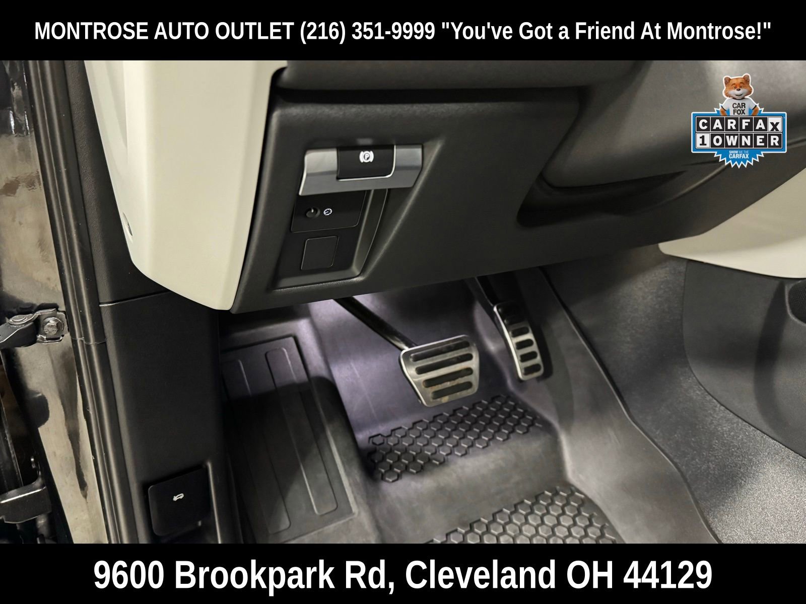 Used 2022 Land Rover Defender 110 X-Dynamic SE image 17