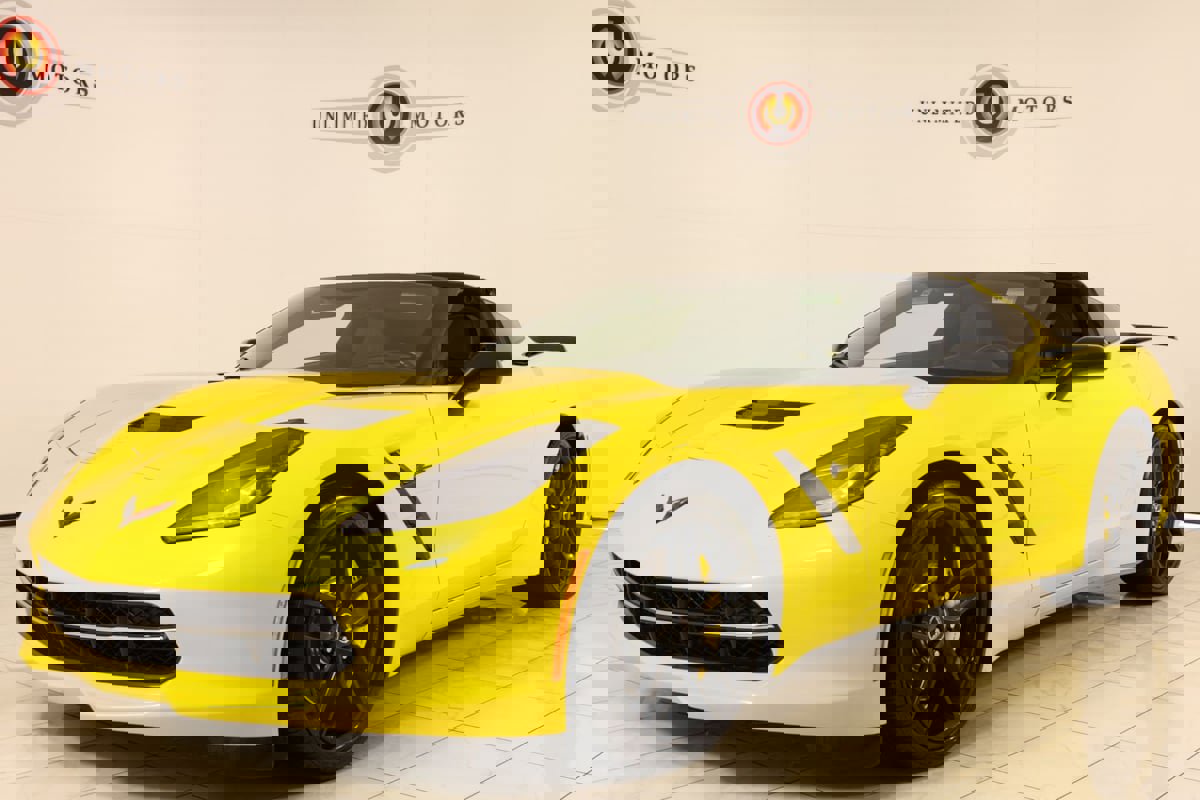 Used 2015 Chevrolet Corvette Stingray Coupe w/ 2LT Preferred Equipment Group image 5