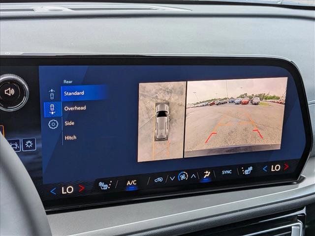 New 2026 Chevrolet Traverse LT w/ Driver Confidence Package FWD image 12